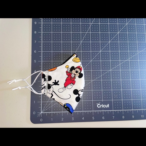Disney Mickey face mask - Picture 10 of 10